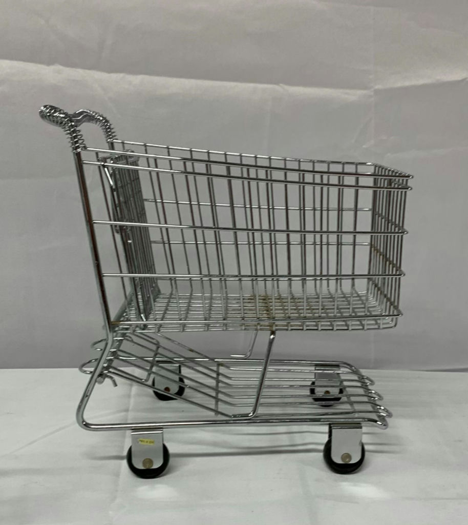 Steel Baskets/miniature grocery carts - image 3 of 6