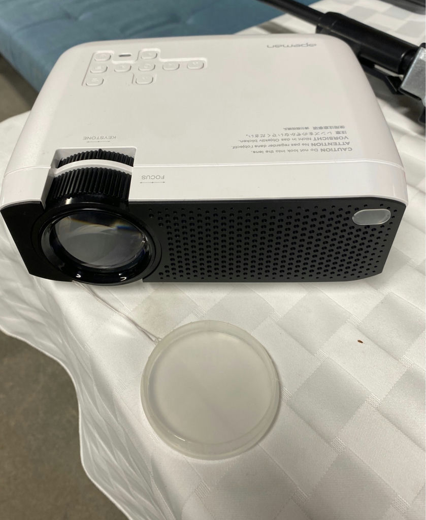 Projector and Display Screen with Stand - image 2 of 6