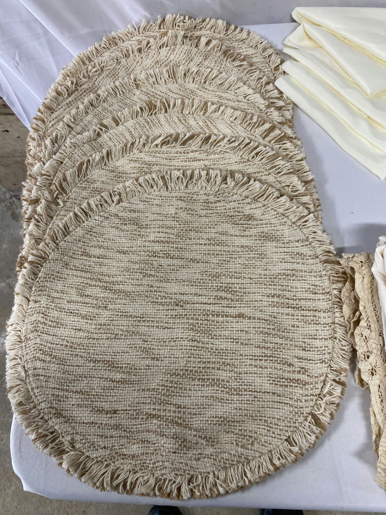 Lace Tablecloth and Pieces and More - image 4 of 7