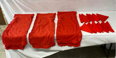 Bunting and Napkins - Image 1 of 4