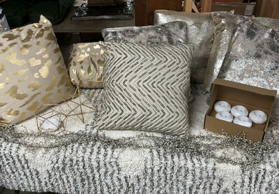 Assorted silver and gold home decor items - Image 1 of 10