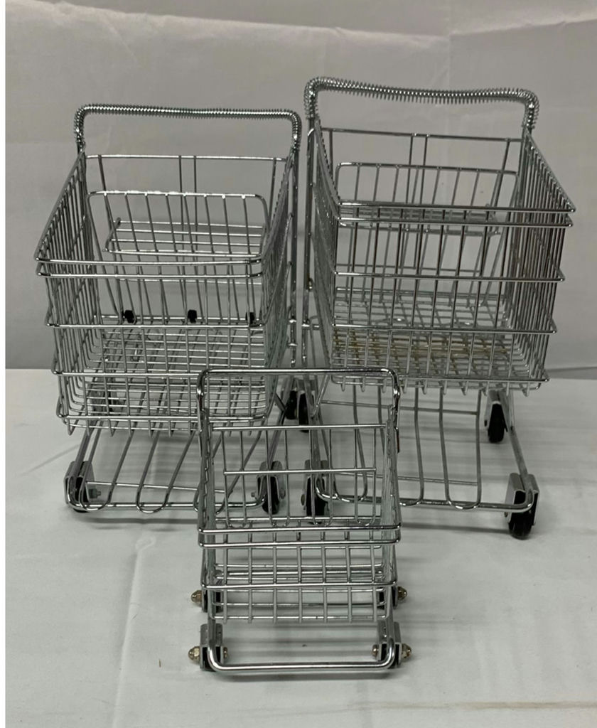 Steel Baskets/miniature grocery carts - image 2 of 6