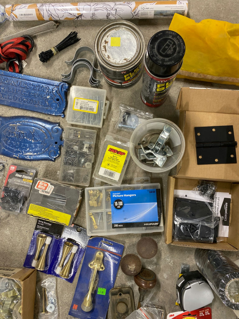 Hardware Lot With Special Features - image 9 of 10