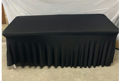 9 Black Tablecloths - Image 1 of 6