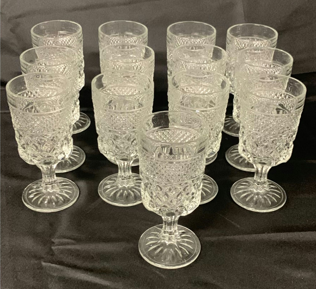 Clear Glass Goblets and Stemware - image 6 of 8