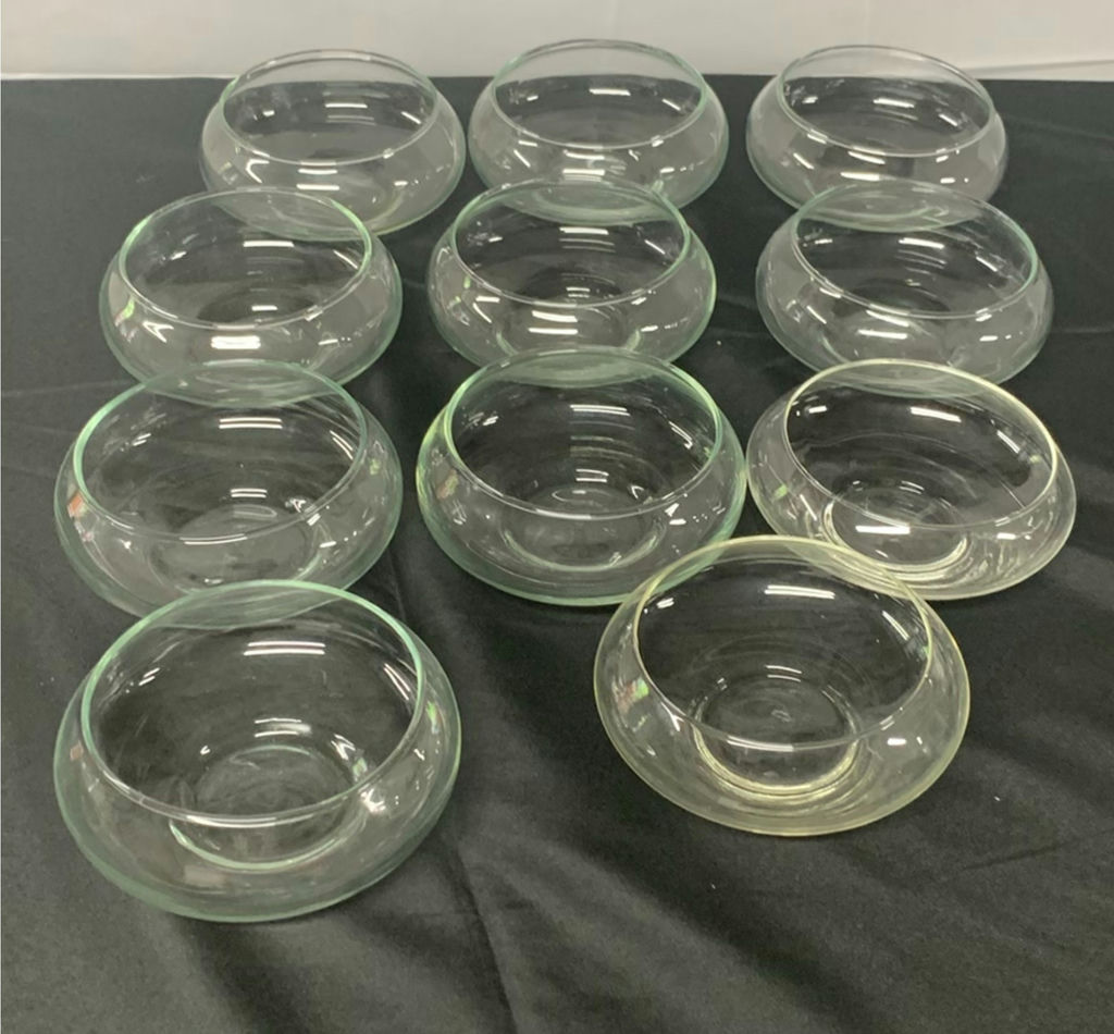 Round Floating Candle Holders And Candles - image 3 of 5