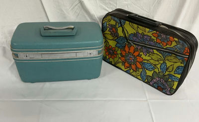 Small Vintage Travel Gear - Image 1 of 5