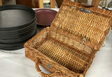 Picnic Baskets And Supplies - thumbnail 5 of 15