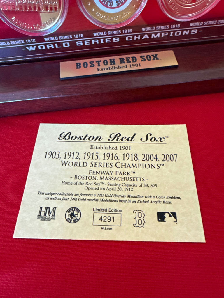 Boston Red Sox World Series Champions Commemorative Coin Set - image 3 of 3