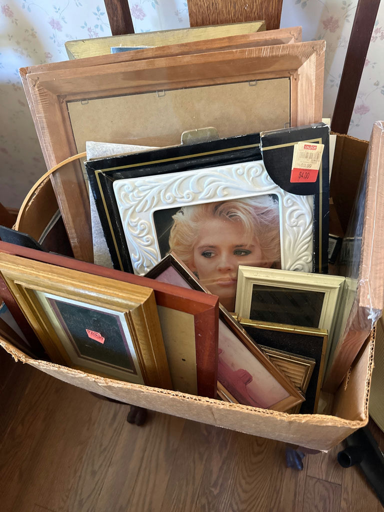Box of Assorted Picture Frames and Wall Art - image 1 of 2