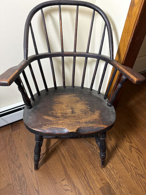Windsor-style wooden armchair - Image 1 of 2