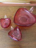 Red glass heart-shaped bowl set - thumbnail 2 of 2
