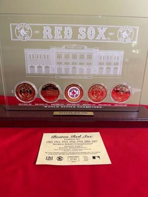Boston Red Sox World Series Champions commemorative medallion set - Image 1 of 3