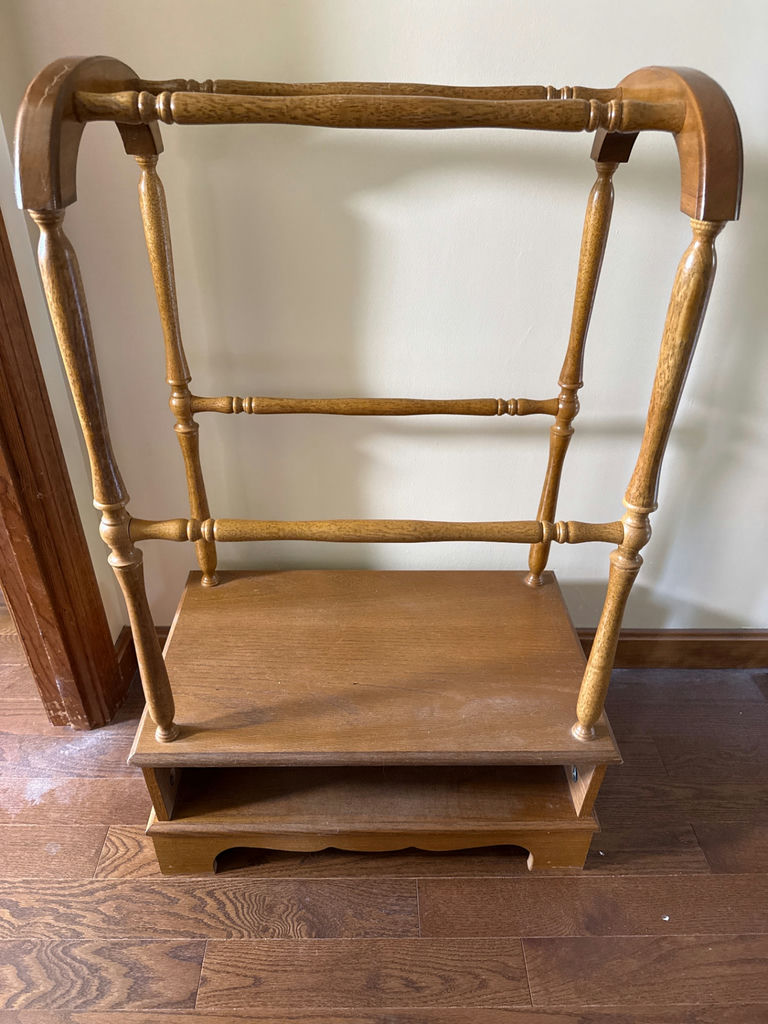Vintage wooden shelf unit with turned legs - image 1 of 3