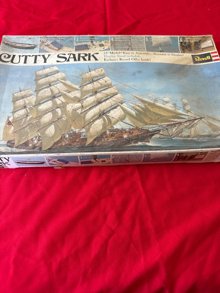 Cutty Sark sailing ship model kit with accompanying model train components - image 1 of 3