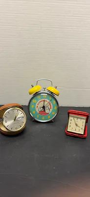 Vintage Clocks - Image 1 of 9
