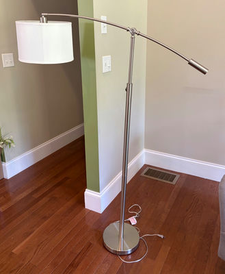 Lg Swivel Reading Lamp - Image 1 of 1