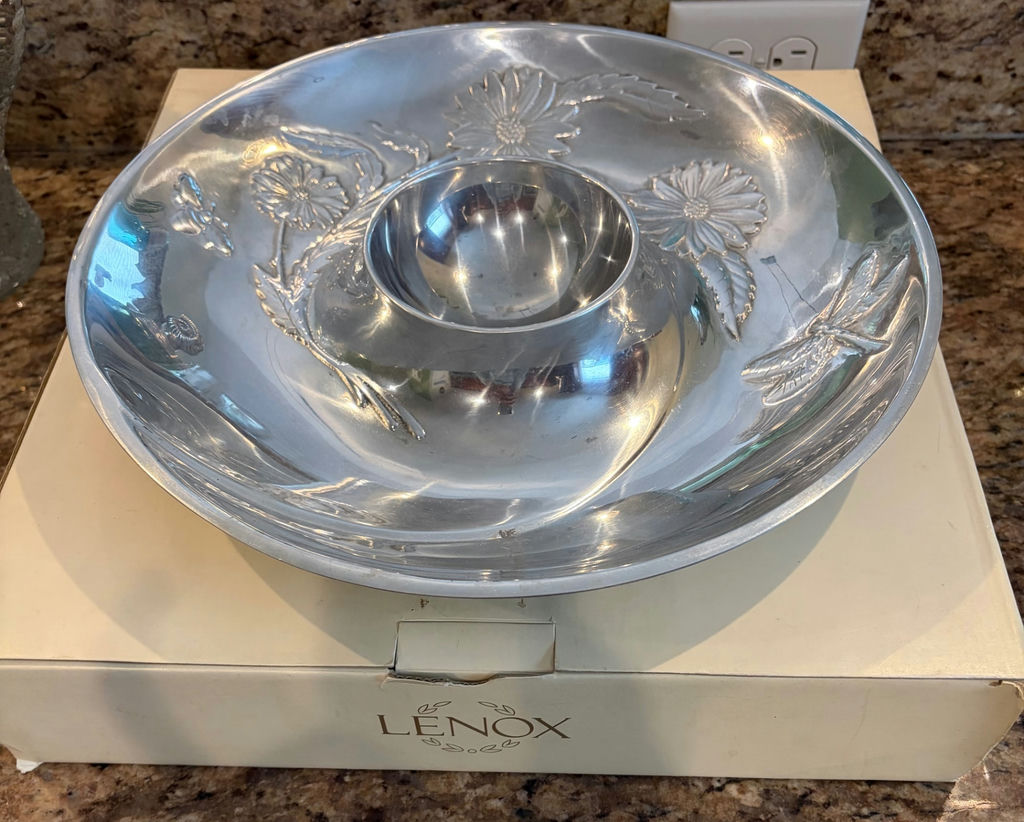 Lenox Chip and Dip - image 1 of 1