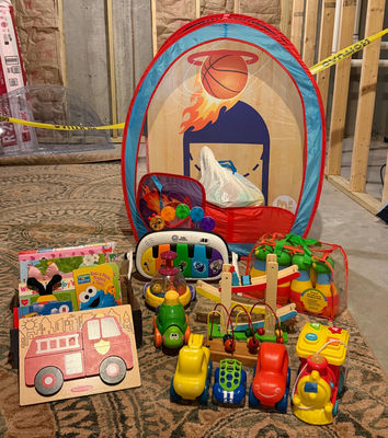 Lot of Kids Toys - Image 1 of 1