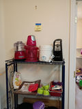 Assorted Kitchen Appliances and Cookware Set - thumbnail 8 of 8