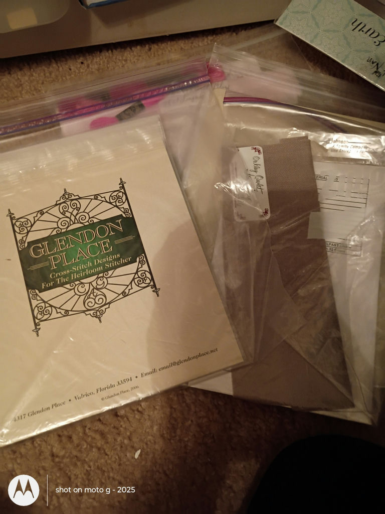Cross Stitch and Craft Magazines with Storage Bins and Binder - image 15 of 16