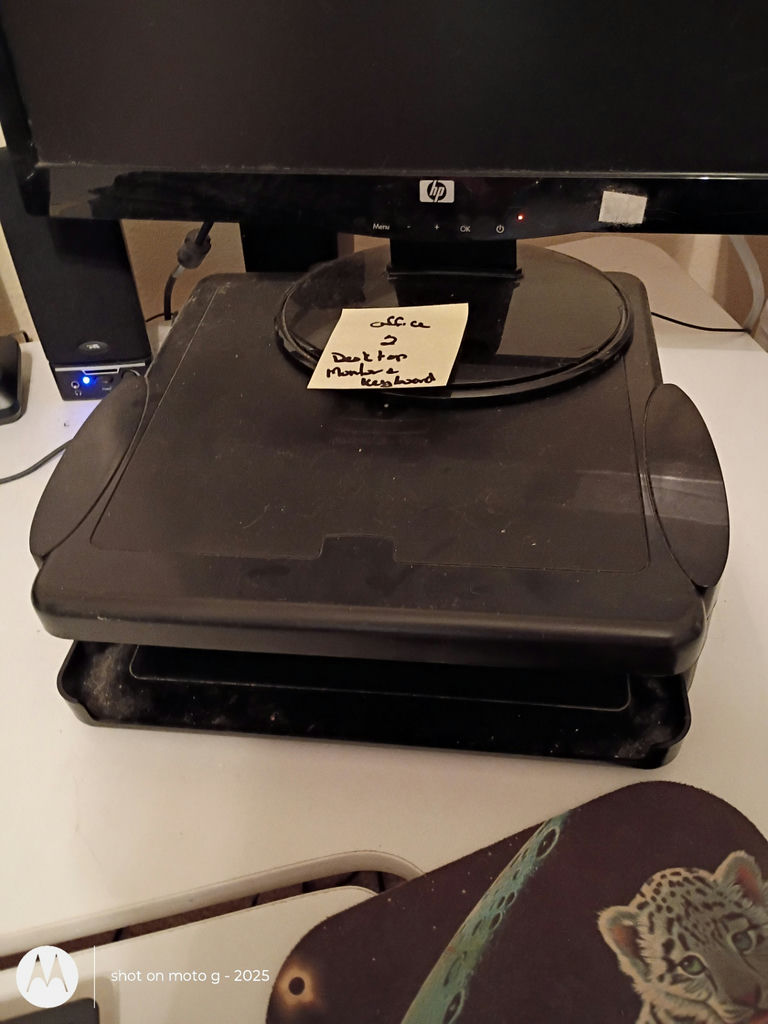 Dell OptiPlex Desktop Computer and HP Monitor - image 3 of 4