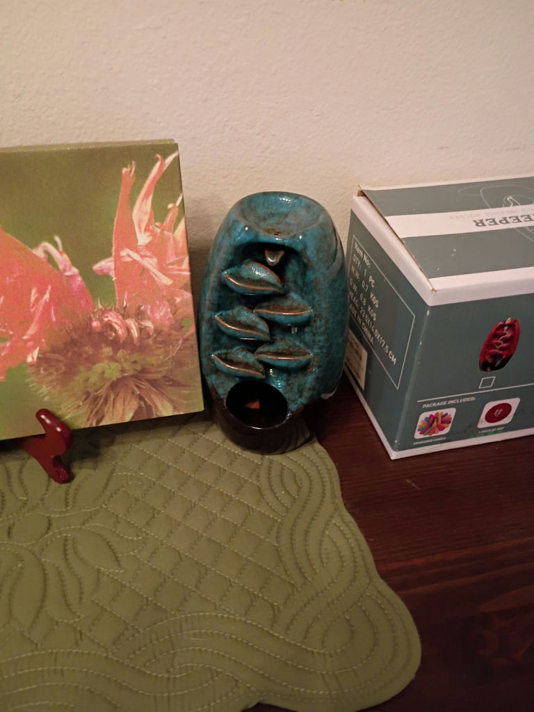 Decorative Wall Art and Home Decor Assortment - image 5 of 8