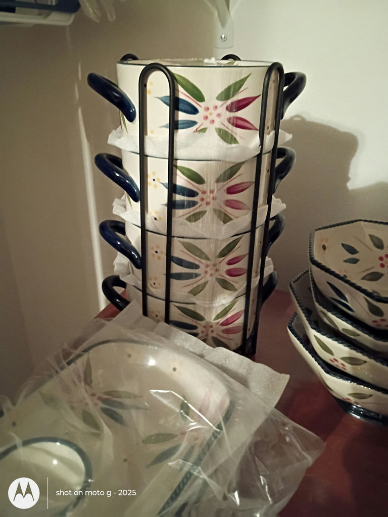 Ceramic Dinnerware Set with Mugs, Bowls, and Serving Pieces - image 4 of 6
