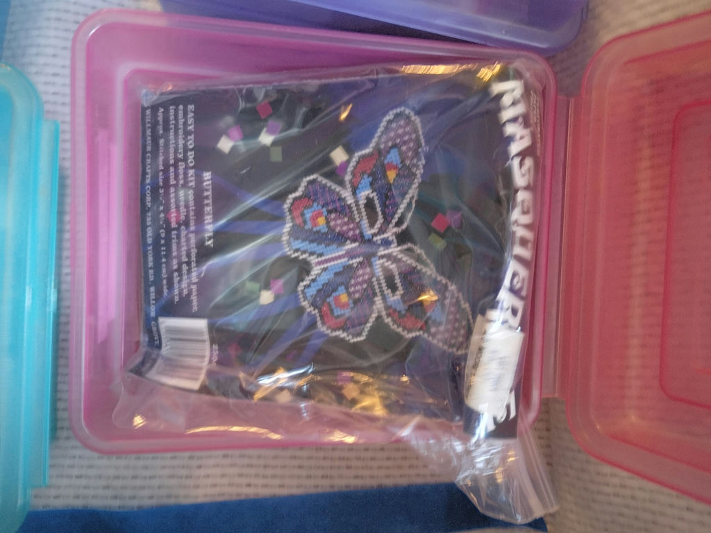 Embroidery and Cross Stitch Supplies with Scissors and Thread Storage - image 11 of 11