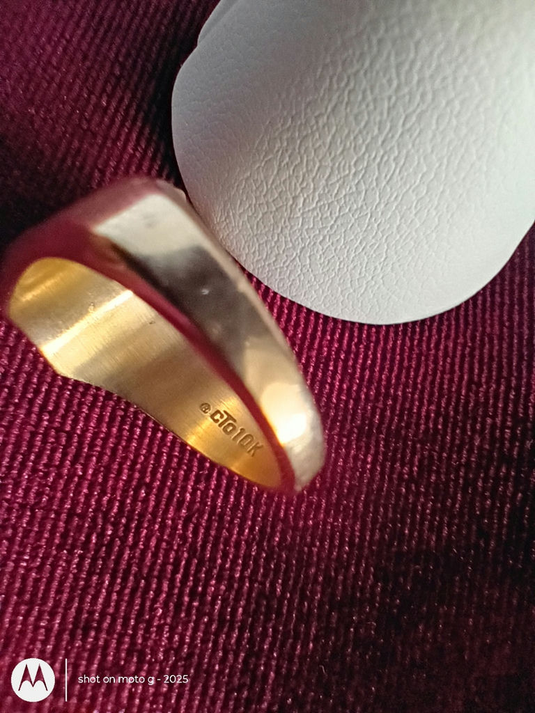10K Gold Signet Ring - image 4 of 5