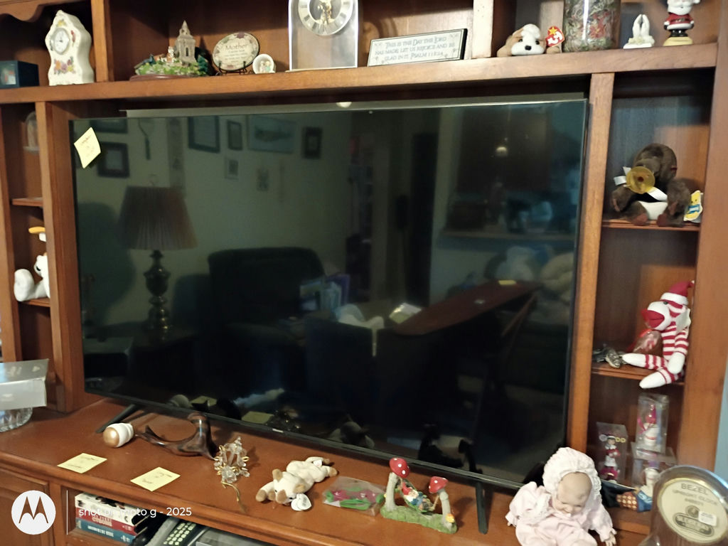 Hisense Flat Screen Television - image 1 of 3