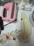 Mixed Kitchen Appliances and Glass Bakeware Set - thumbnail 7 of 9