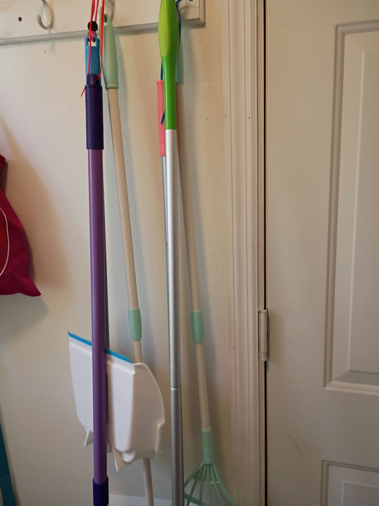 Cleaning Tools and Supplies Set - image 5 of 9