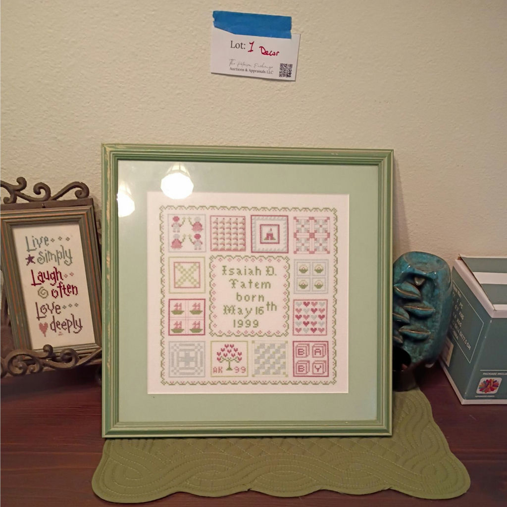 Decorative Wall Art and Home Decor Assortment - image 7 of 8