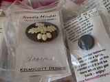 Assorted Needlecraft and Sewing Accessories - thumbnail 5 of 6