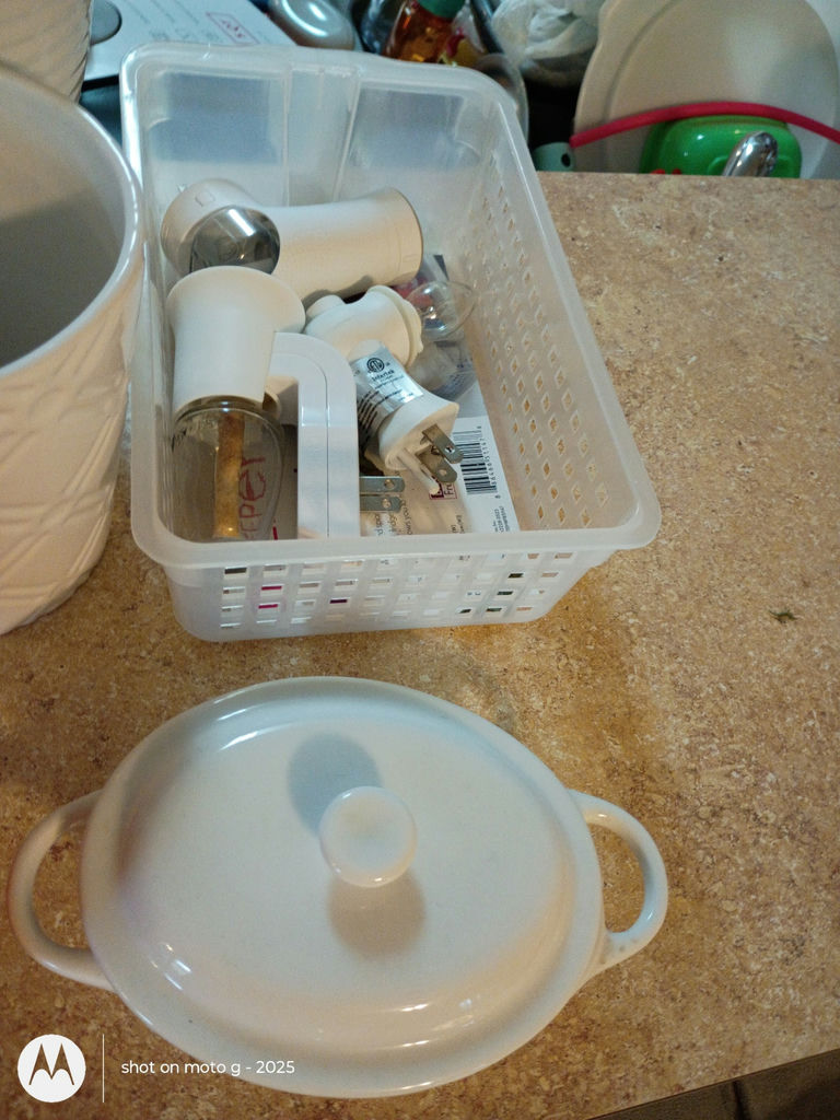 Assorted Home Decor and Fragrance Items - image 2 of 4