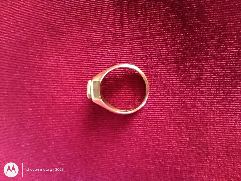 10K Gold Signet Ring - image 3 of 5