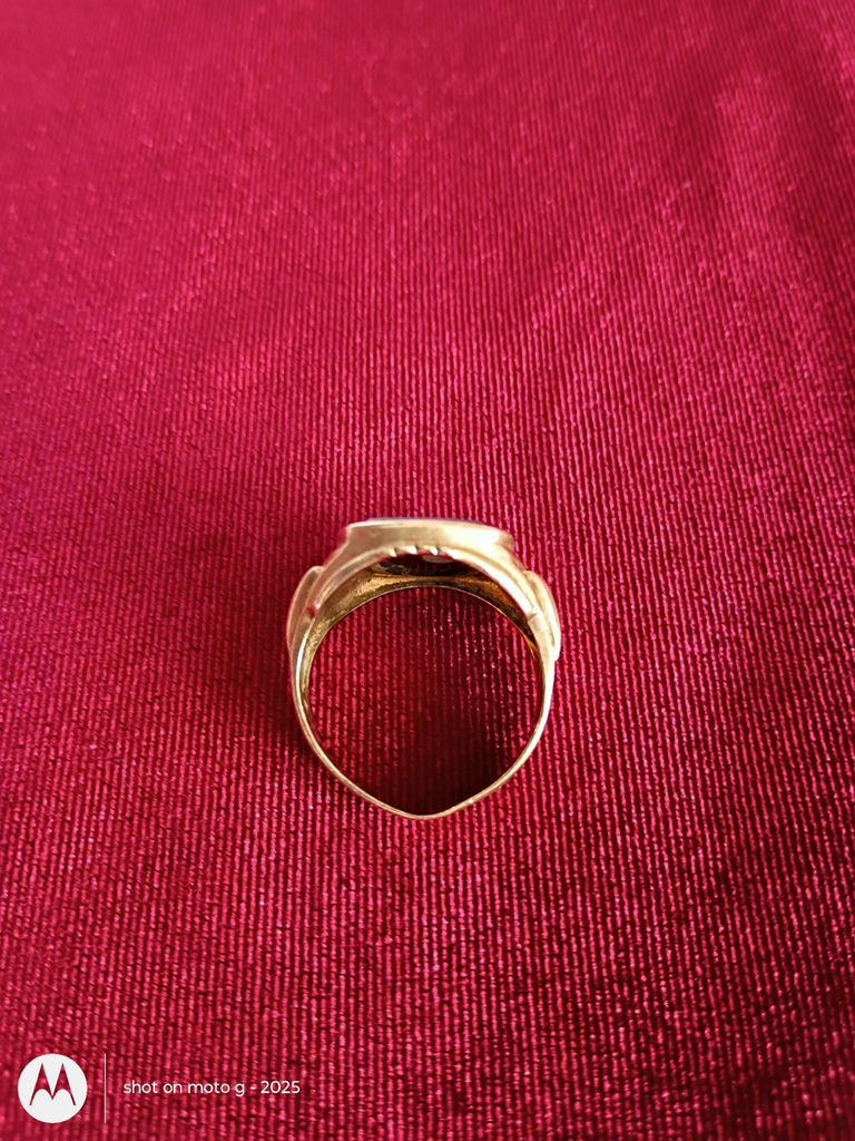Gold 10k Initial Signet Ring - image 2 of 5