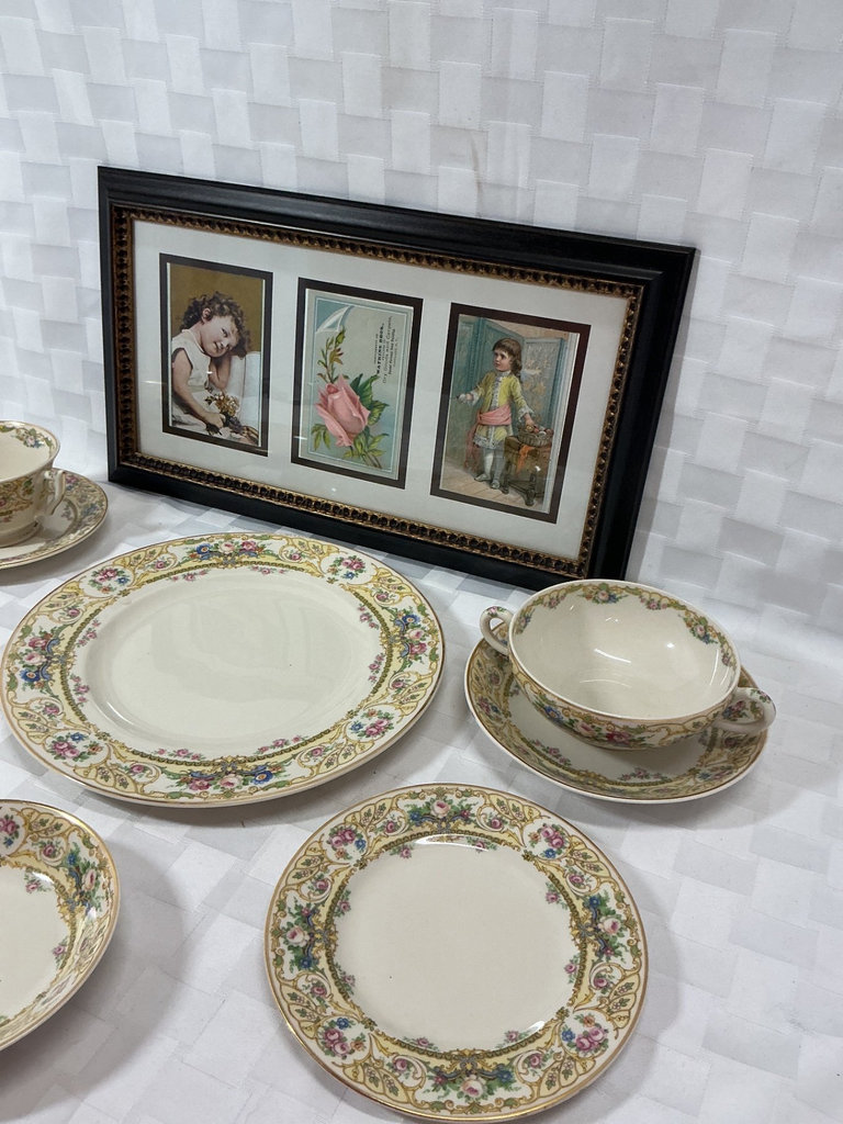 Floral porcelain dinnerware and art - image 2 of 4