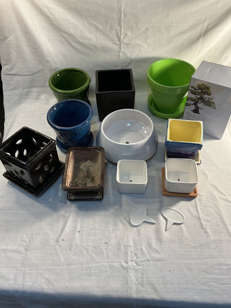 Small Ceramic Pots - image 1 of 6