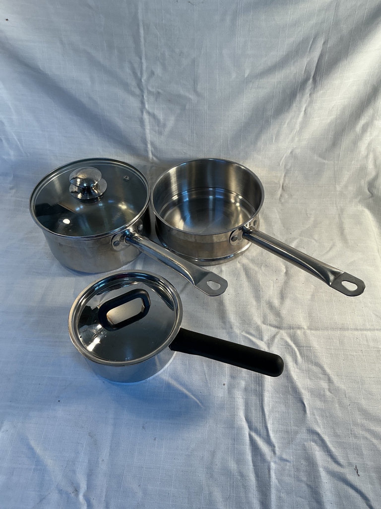 Assorted Cookware and Kitchen Utensils - image 4 of 6