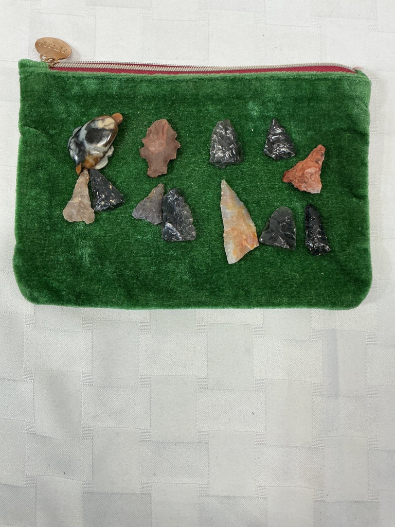 Arrowheads and more - image 2 of 5