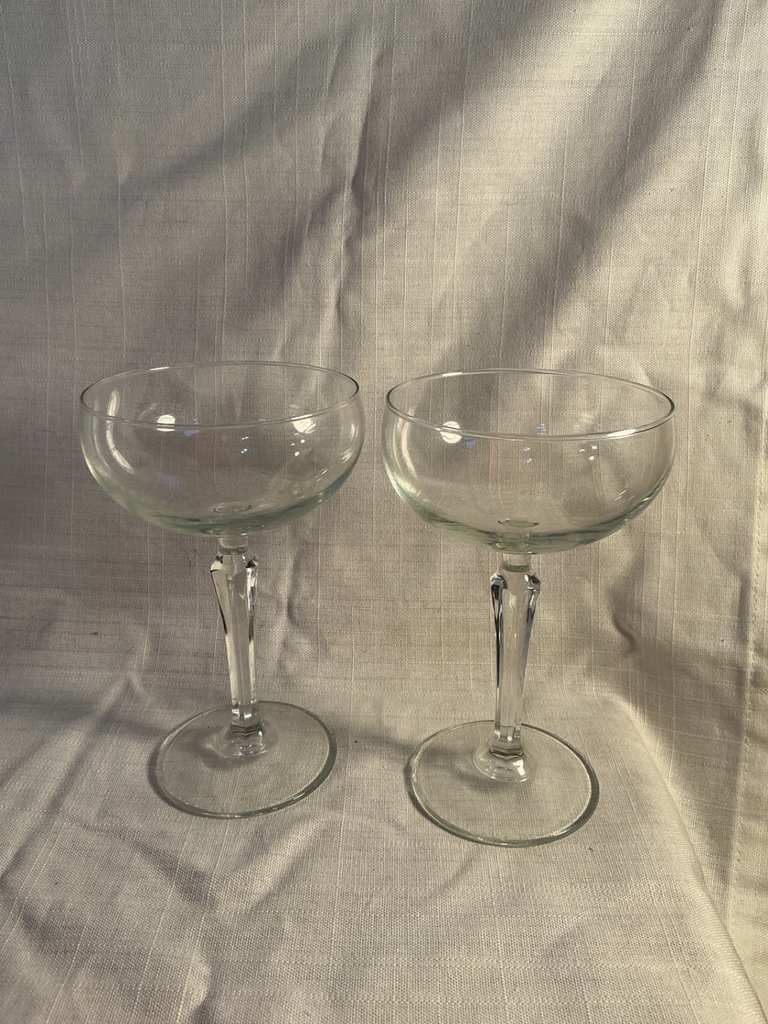 Assorted Glassware and Wine Accessories - image 3 of 8