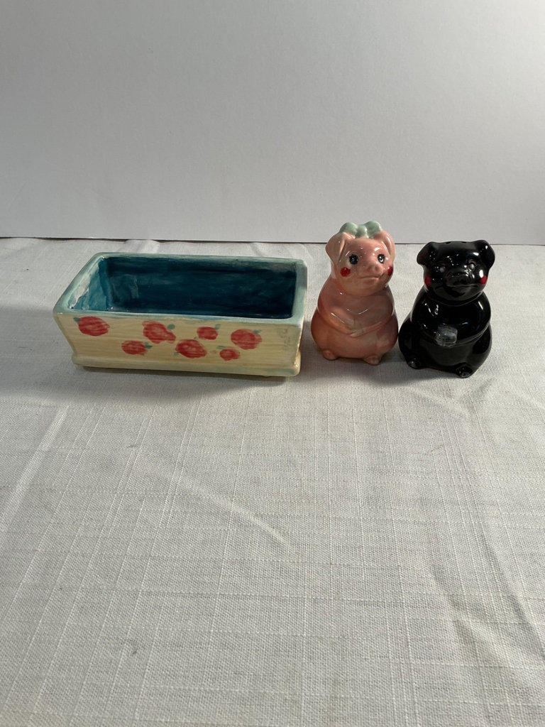 Vintage Tin Basket and More - image 2 of 4
