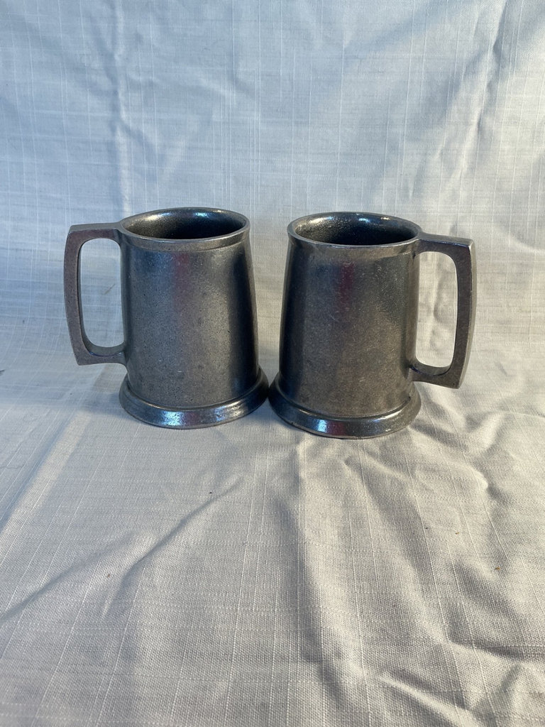 Assorted beer steins, glassware, and tankards - image 2 of 4