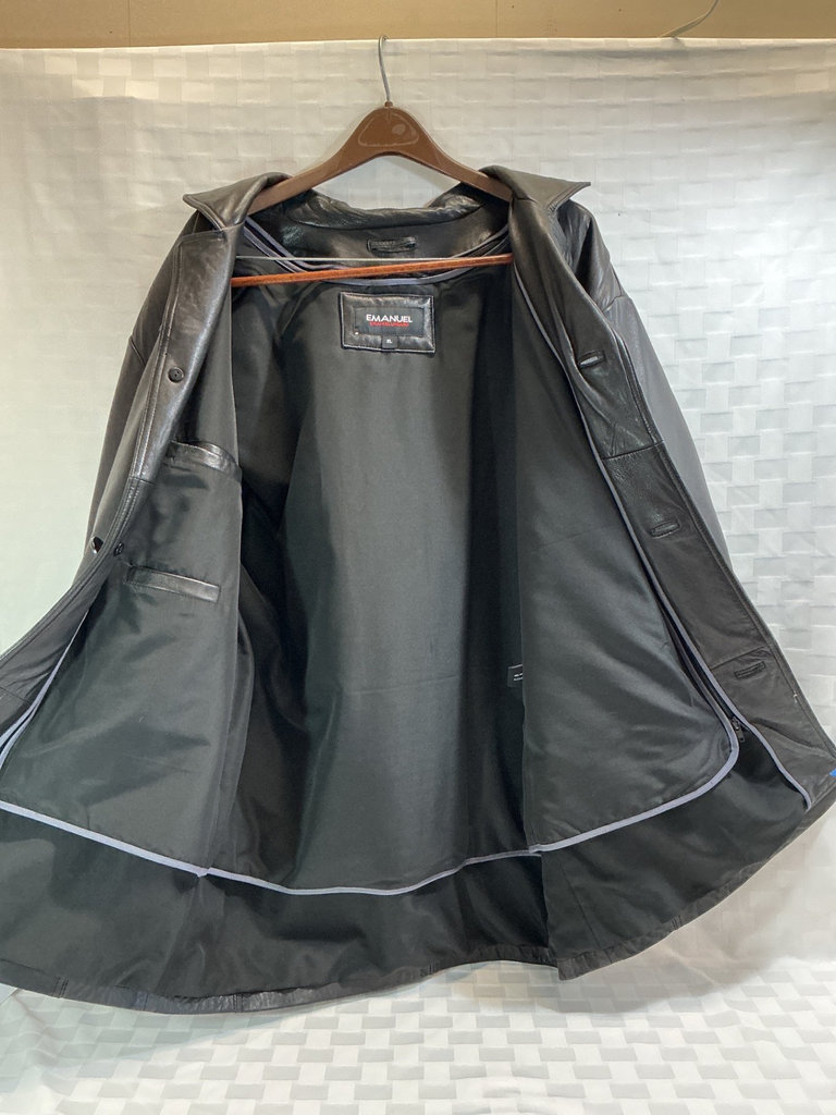 Men's Emanuel leather jacket (XL) - image 3 of 5