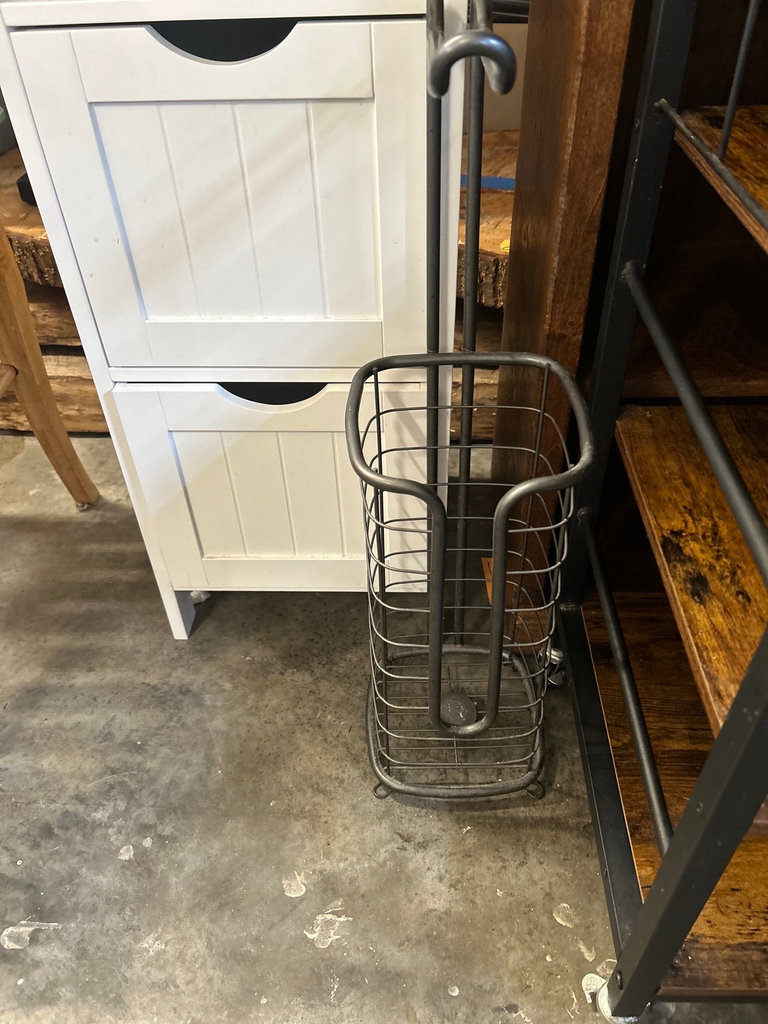 Bathroom Storage - image 3 of 9