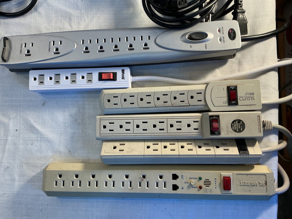 Power Strips and Cords - image 2 of 5