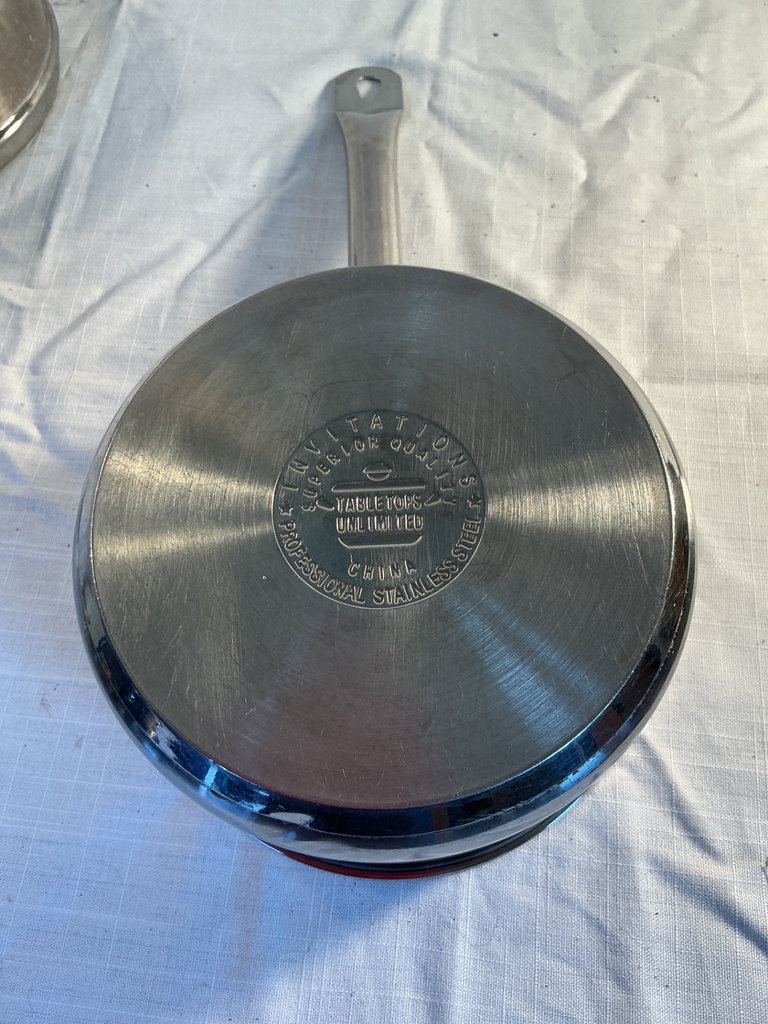 Assorted Cookware and Kitchen Utensils - image 5 of 6