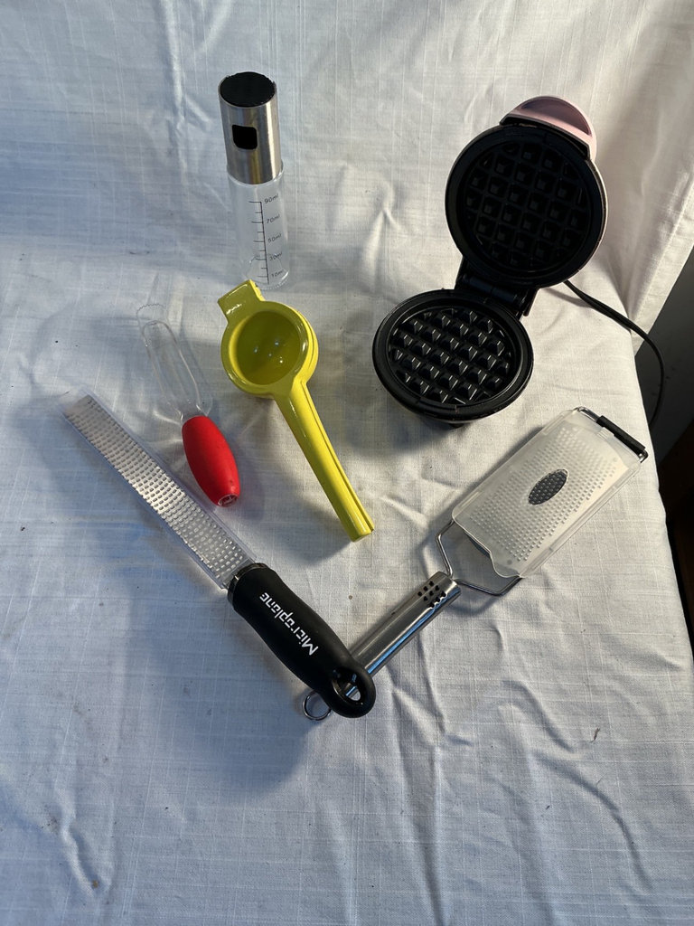 Kitchenware and Bakeware Collection - image 5 of 7